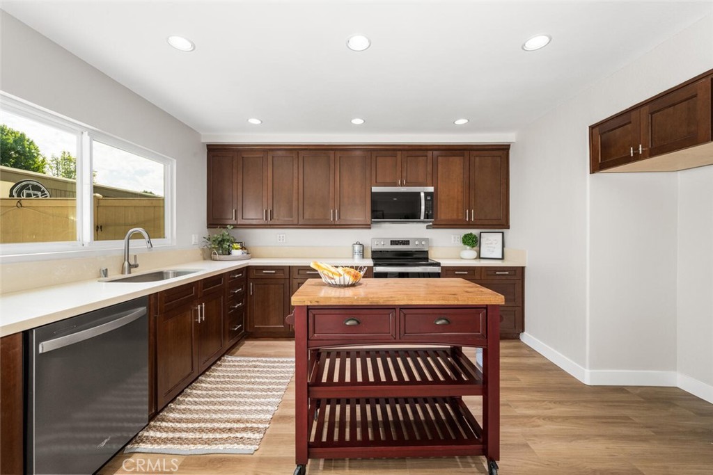 4068 Avenida Sevilla