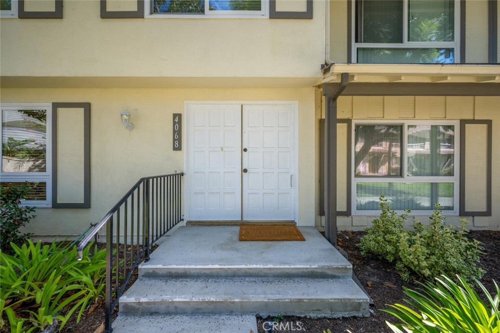 4068 Avenida Sevilla