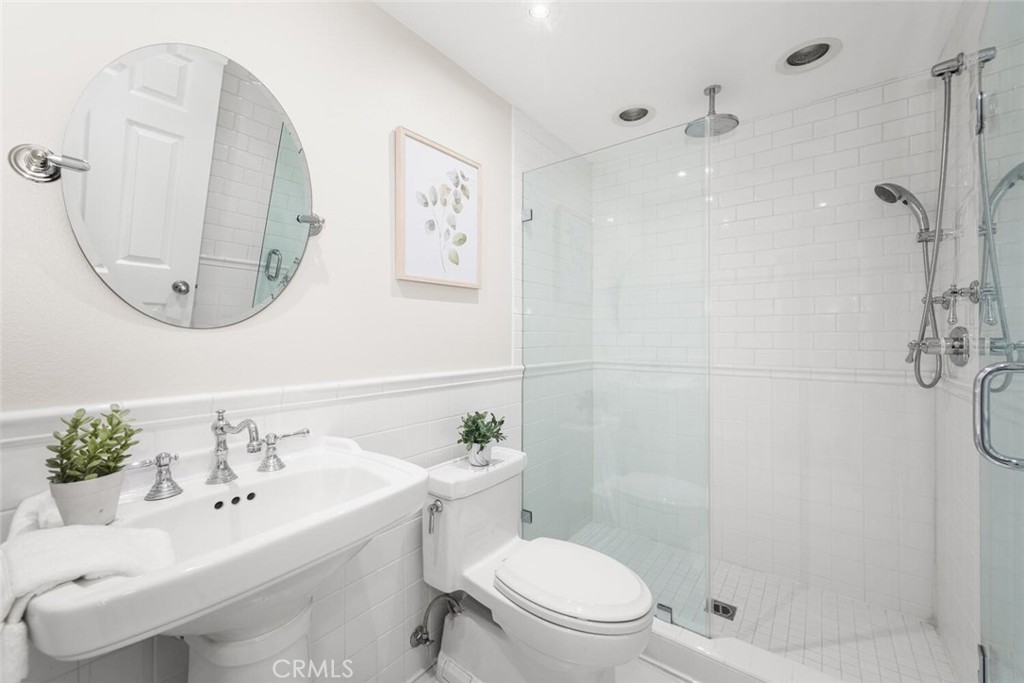 4068 Avenida Sevilla