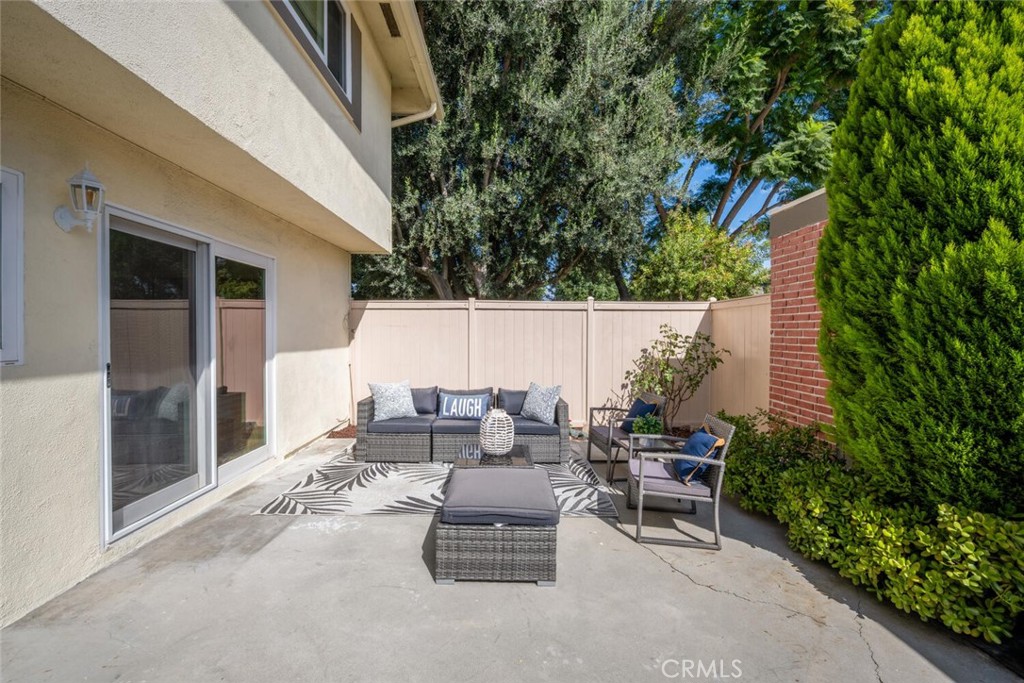 4068 Avenida Sevilla