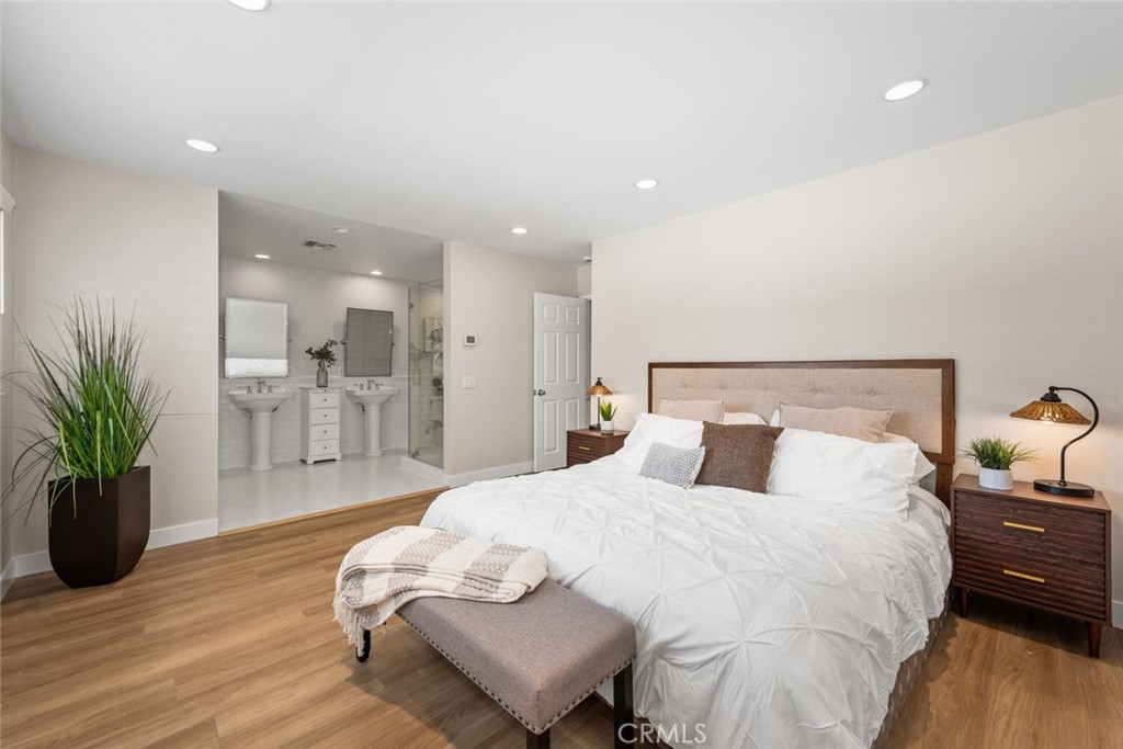 4068 Avenida Sevilla