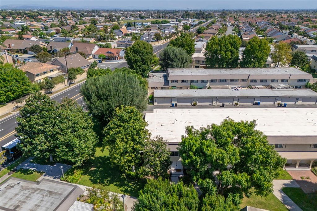 4068 Avenida Sevilla