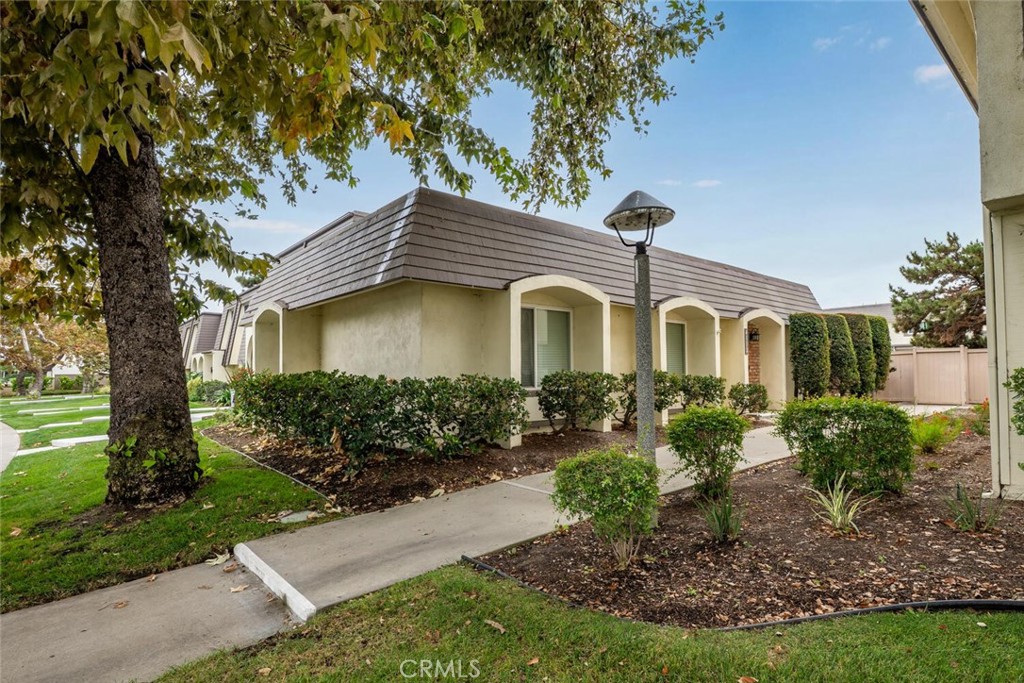 4112 Avenida Sevilla