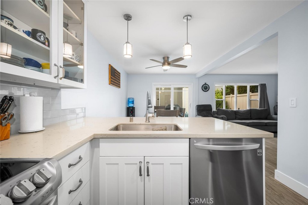 4112 Avenida Sevilla