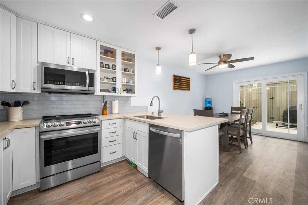 4112 Avenida Sevilla