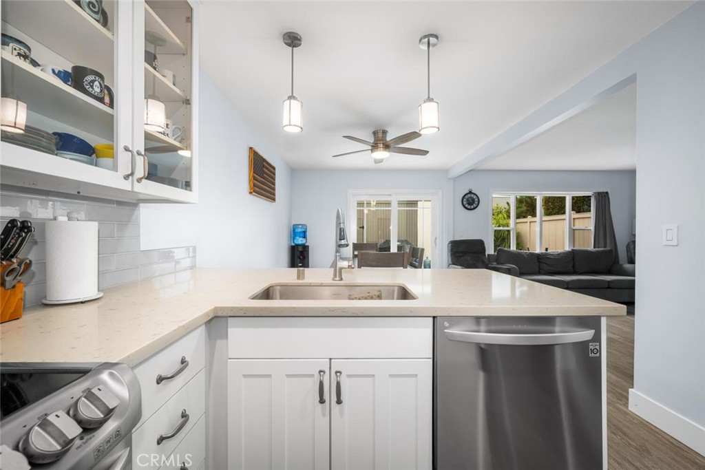 4112 Avenida Sevilla