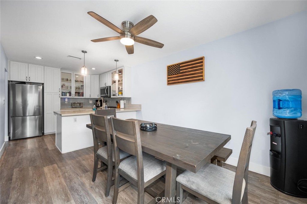 4112 Avenida Sevilla