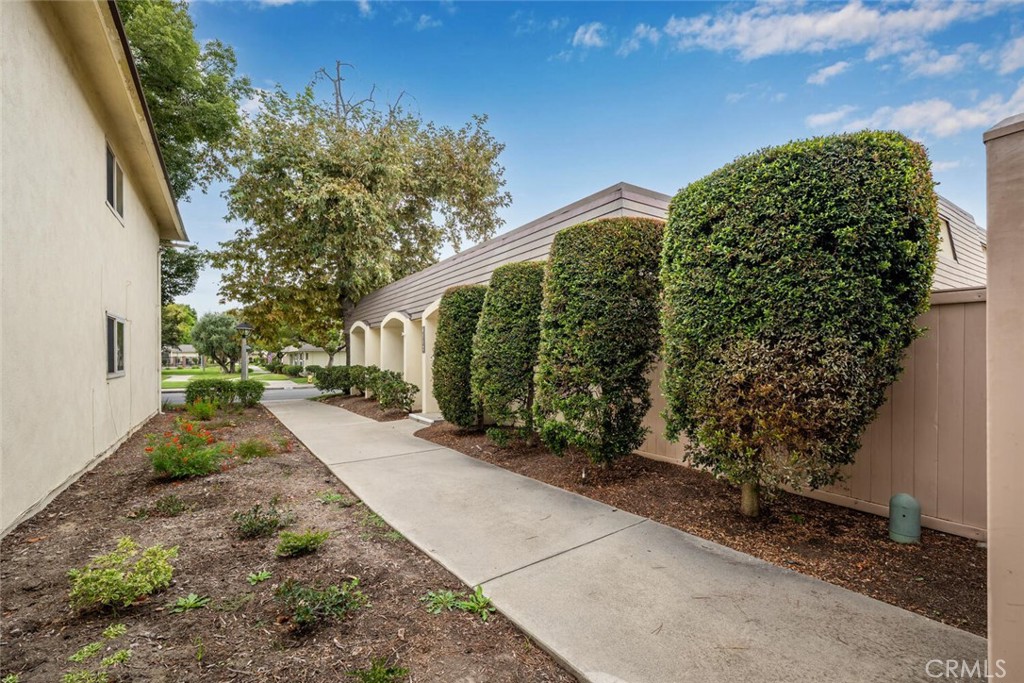 4112 Avenida Sevilla