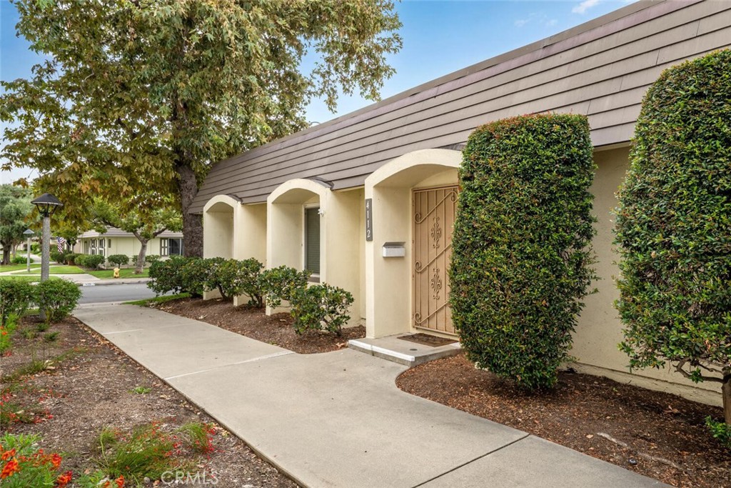 4112 Avenida Sevilla