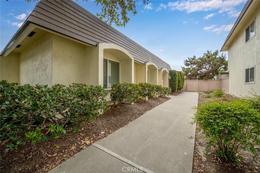 4112 Avenida Sevilla