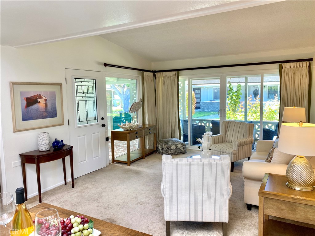 1241 Knollwood Rd, M4 46E