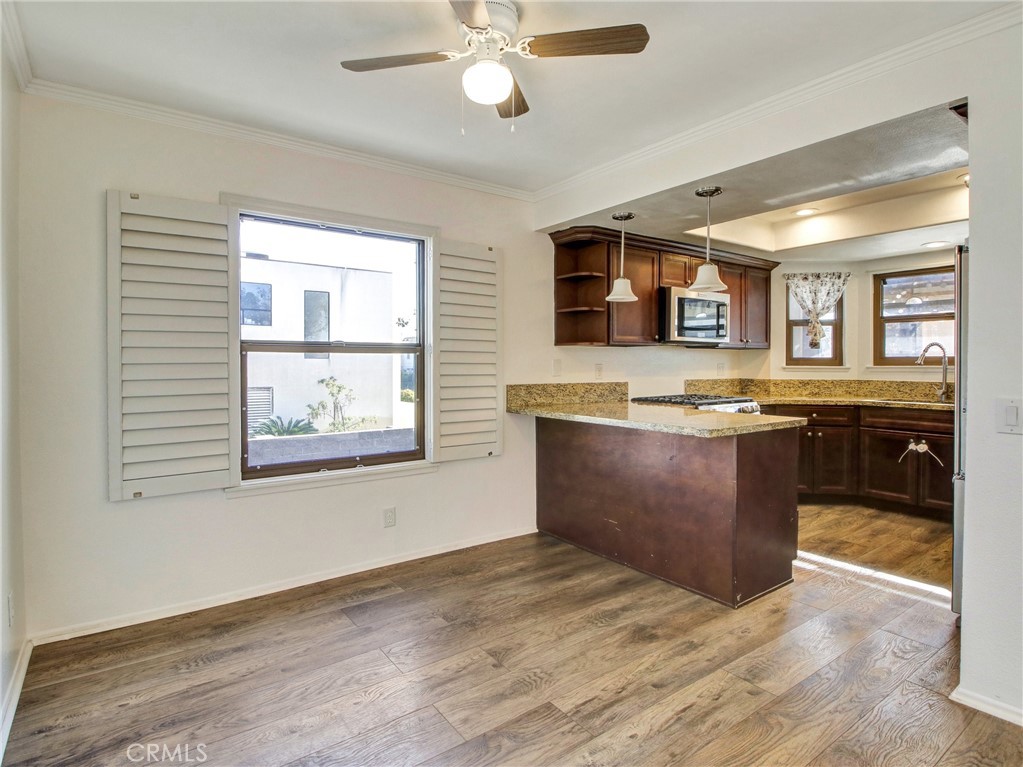 9051 Cobblestone 40