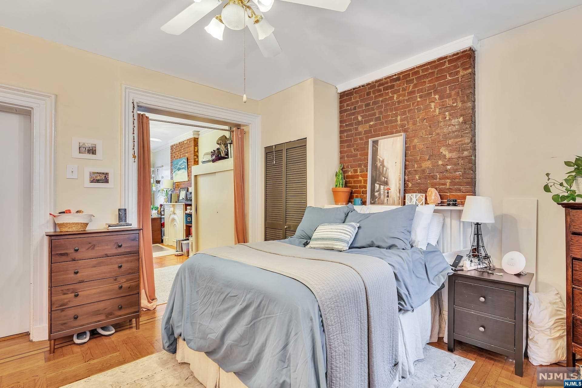 329 Varick Street