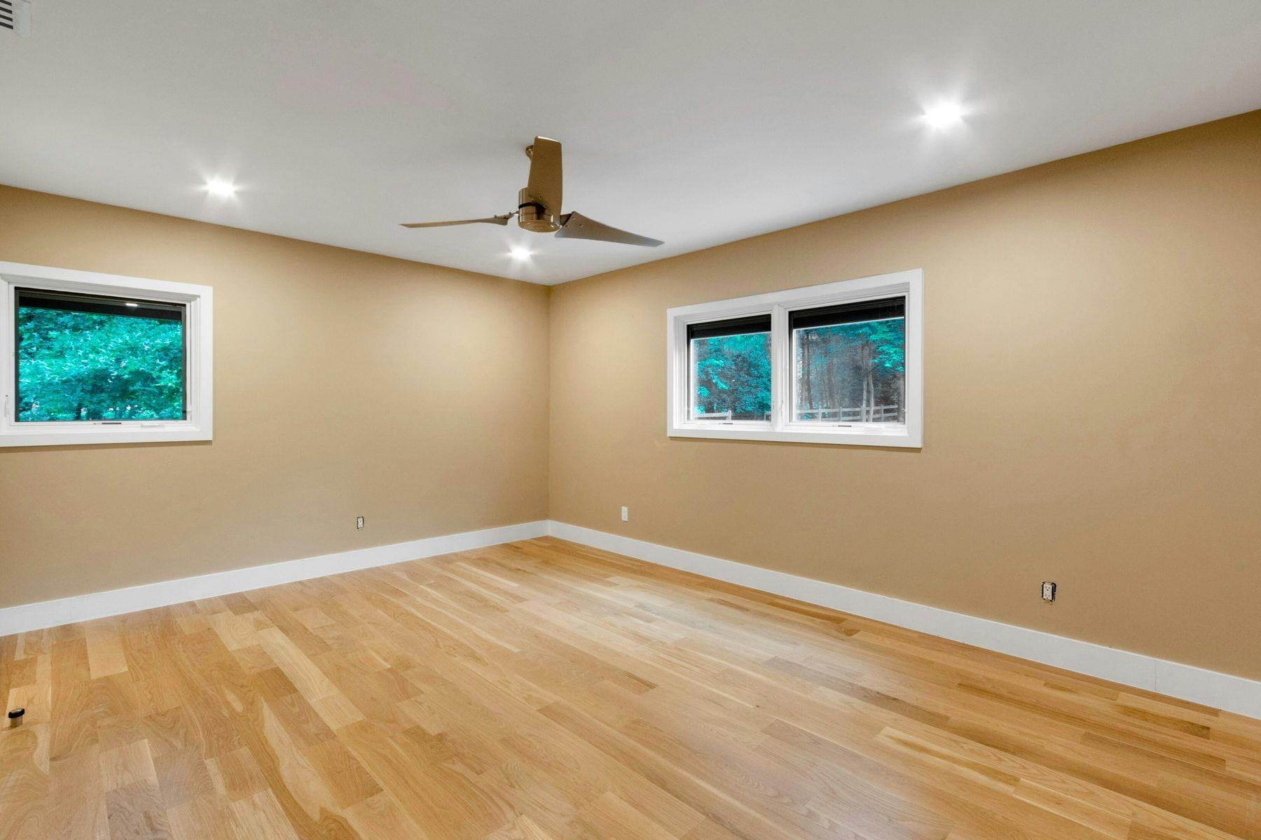 14 RAMBLING BROOK