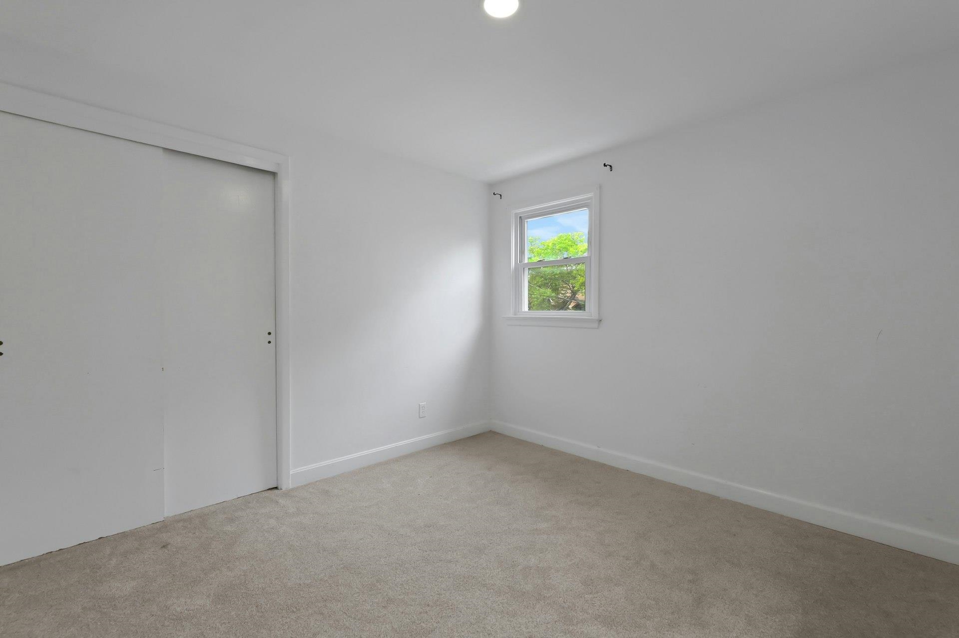 130 MOUNT VERNON ST Unit: 2