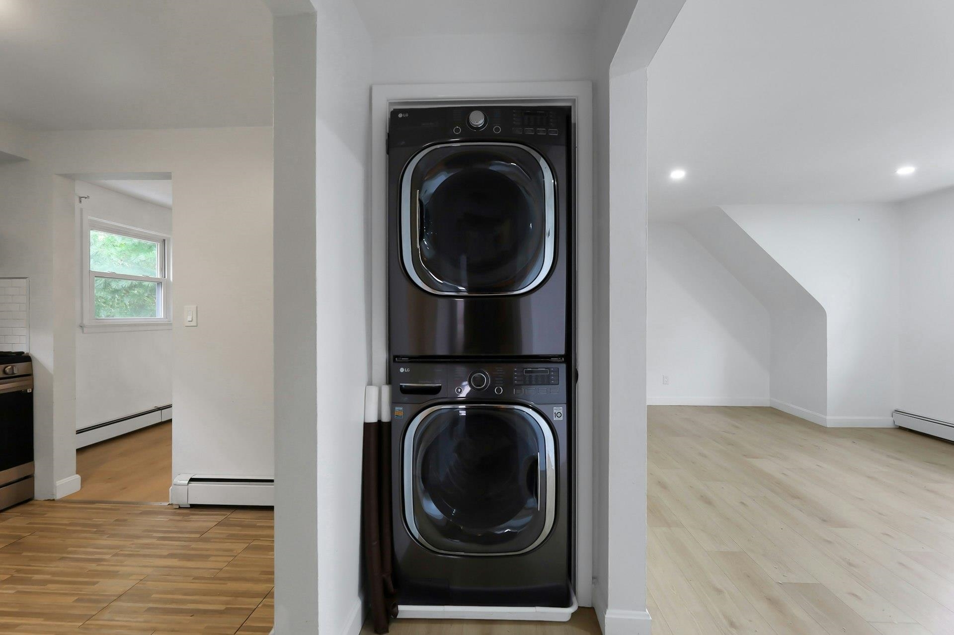 130 MOUNT VERNON ST Unit: 2