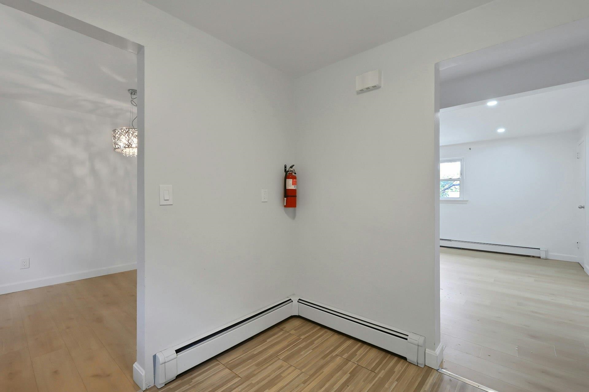 130 MOUNT VERNON ST Unit: 2