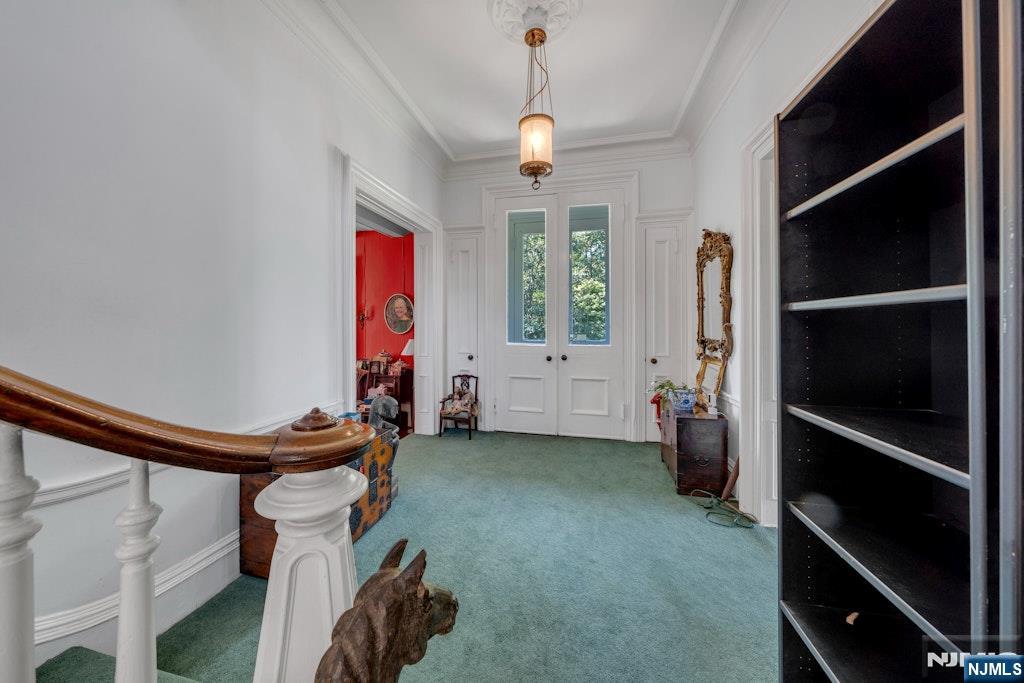 267 Linden Avenue