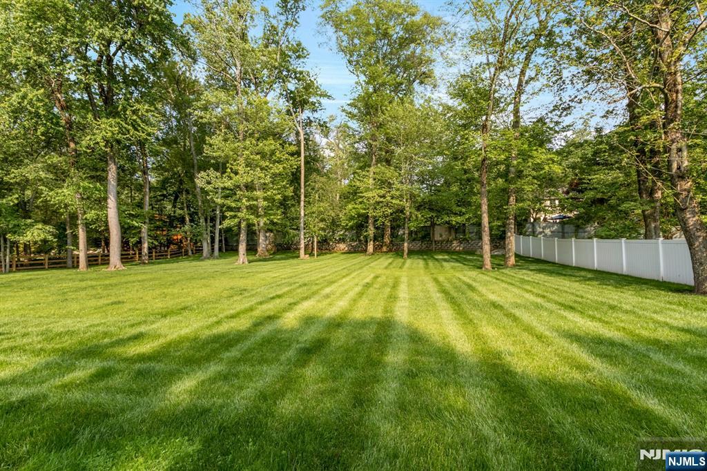 14 Rambling Brook Road