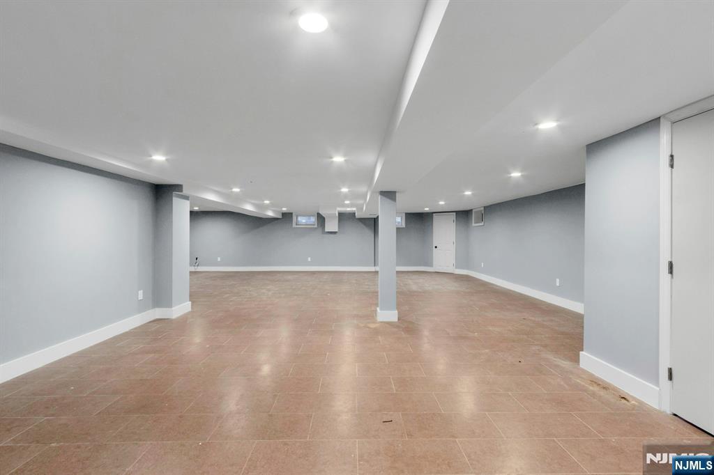 14 Rambling Brook Road