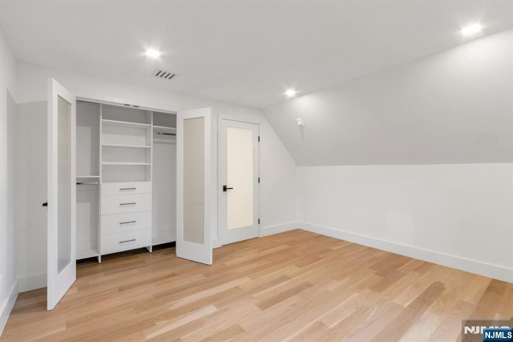 14 Rambling Brook Road
