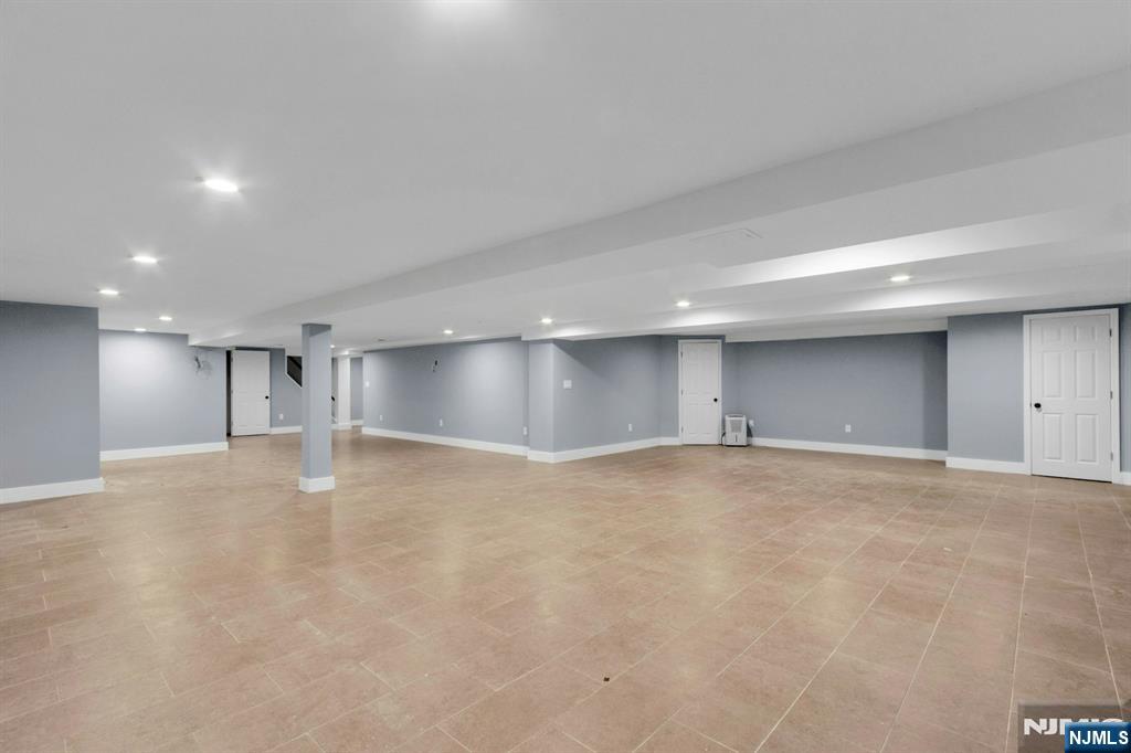 14 Rambling Brook Road