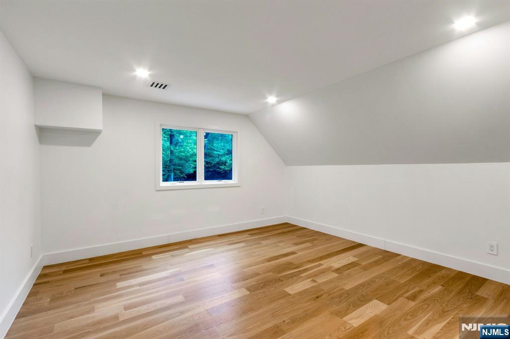14 Rambling Brook Road