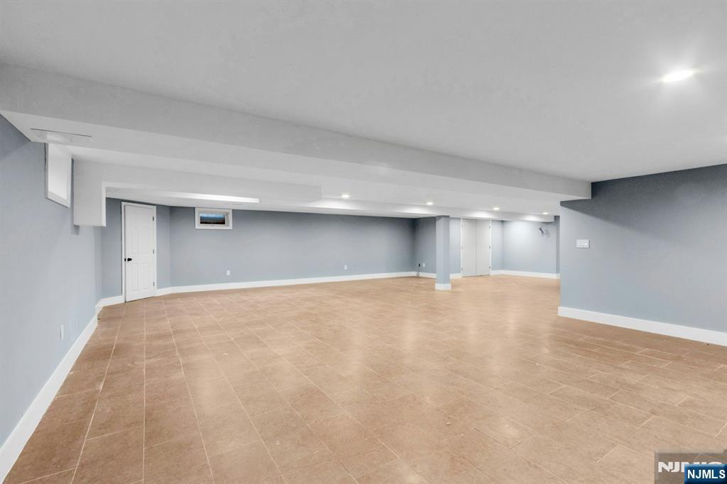 14 Rambling Brook Road