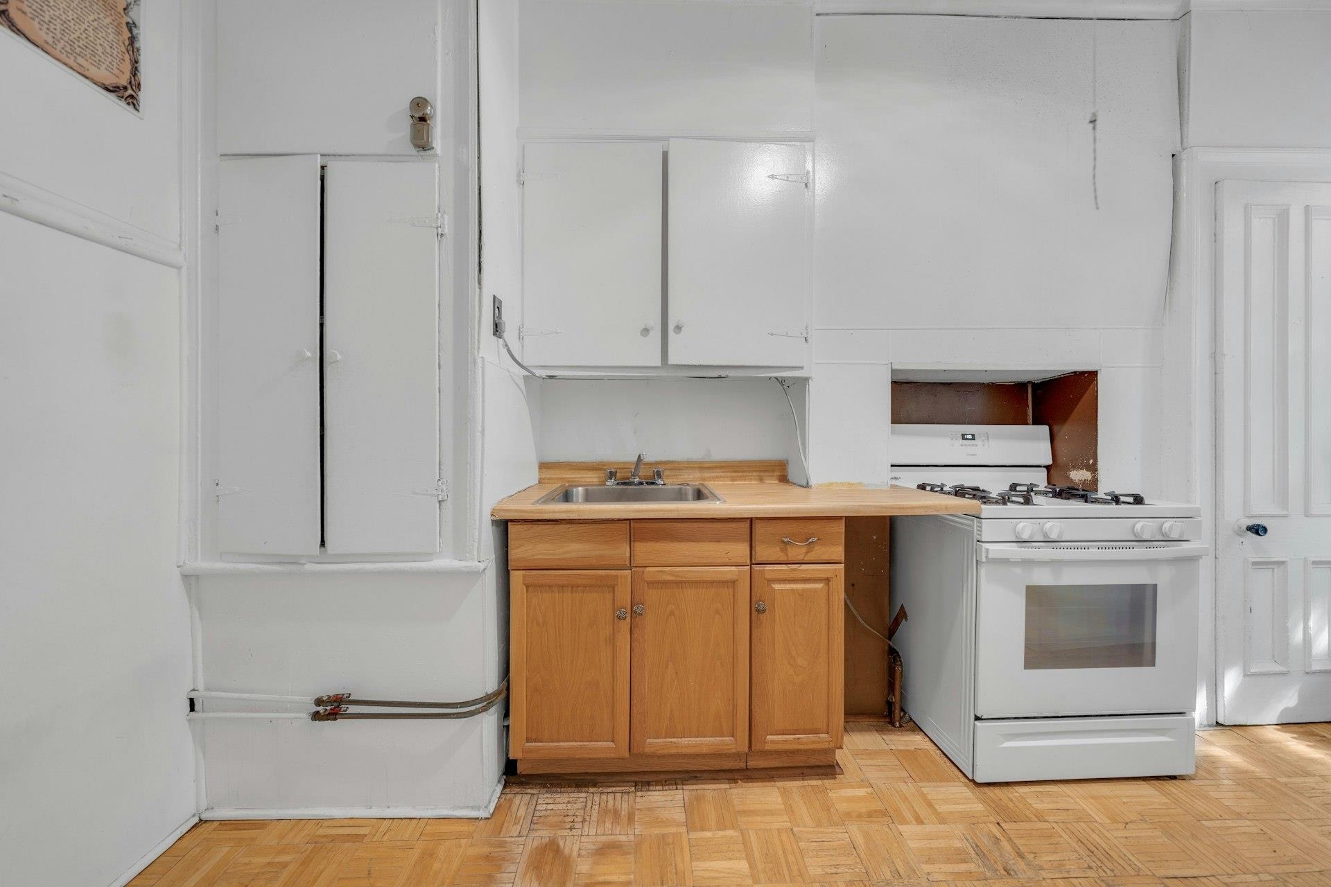 546 PALISADE AVE Unit: 3