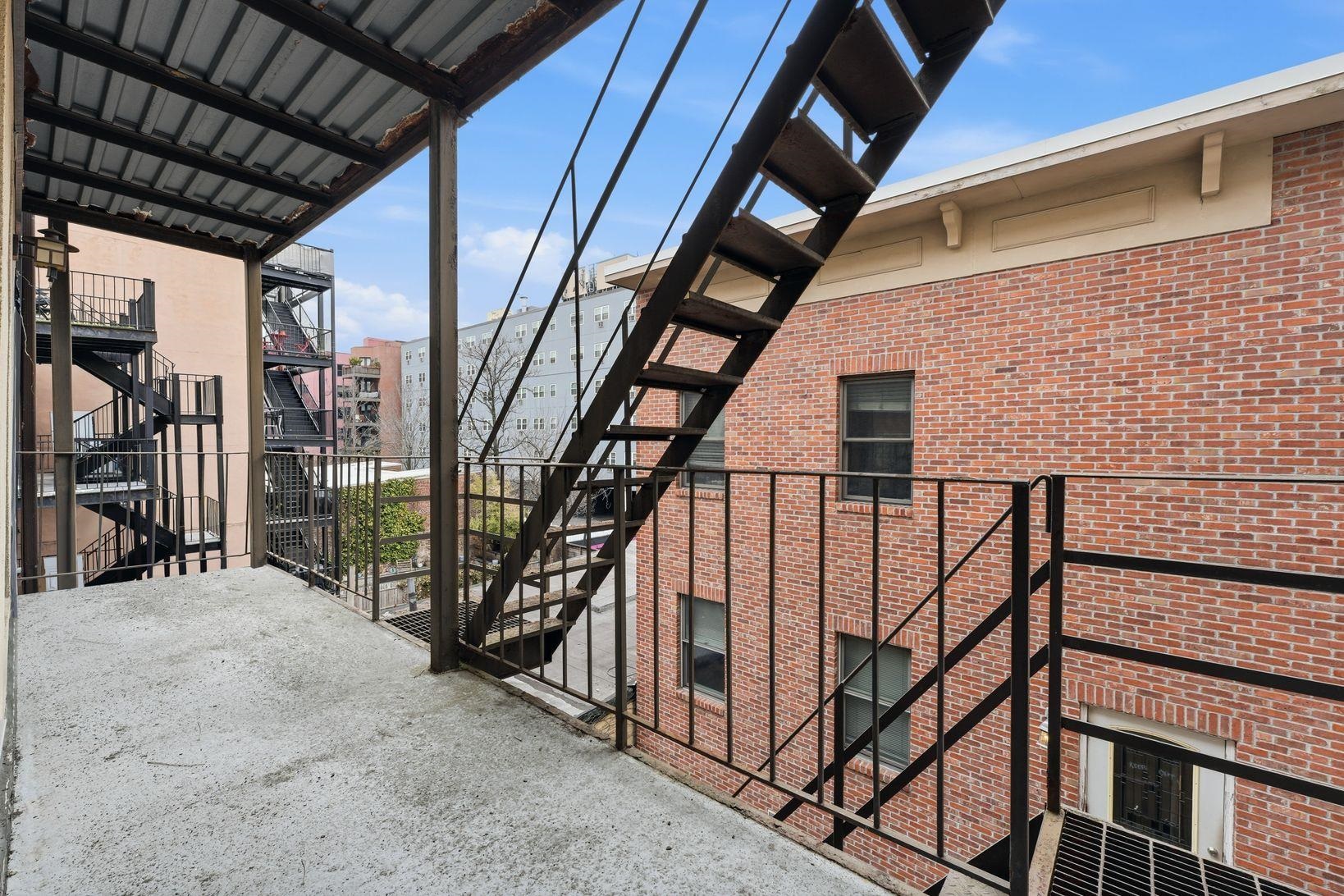 509 MONROE ST Unit: 3L
