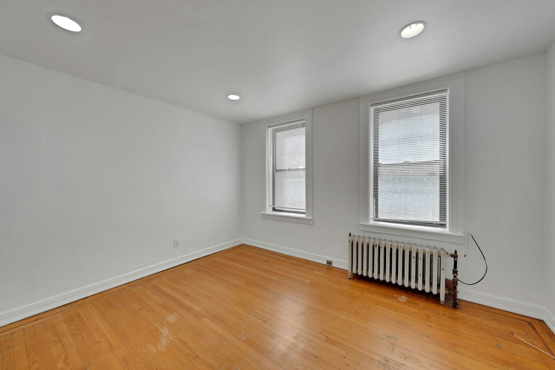 56 GLENWOOD AVE Unit: 3