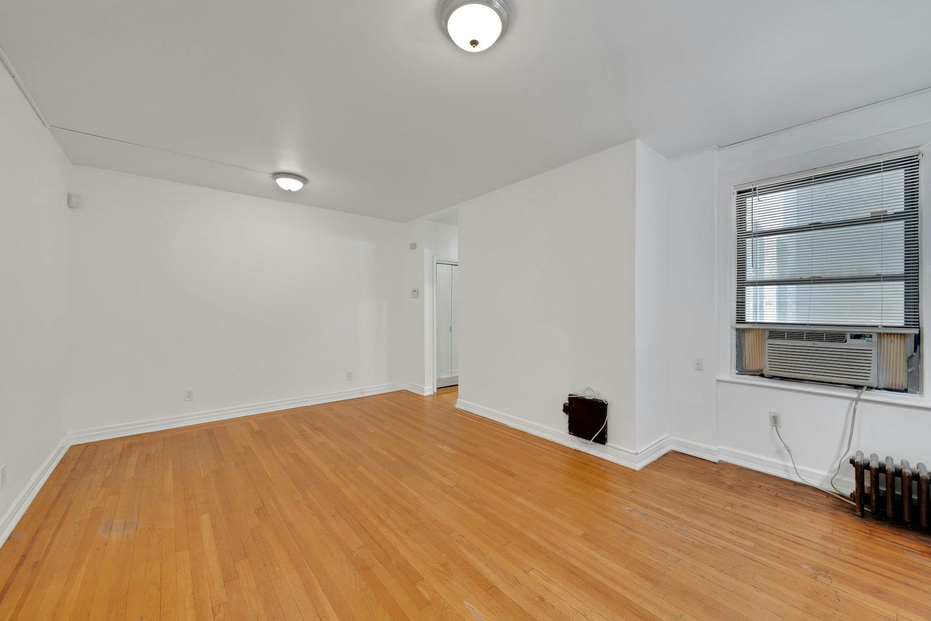 56 GLENWOOD AVE Unit: 3