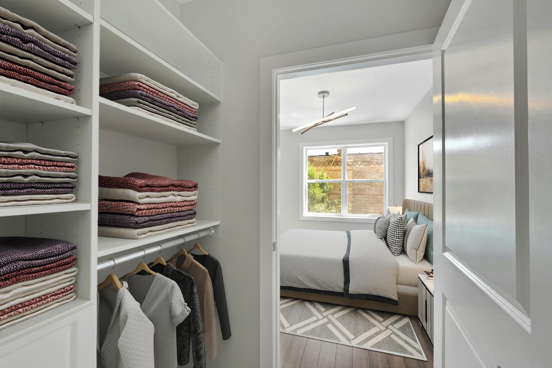 1901 SUMMIT AVE Unit: 205