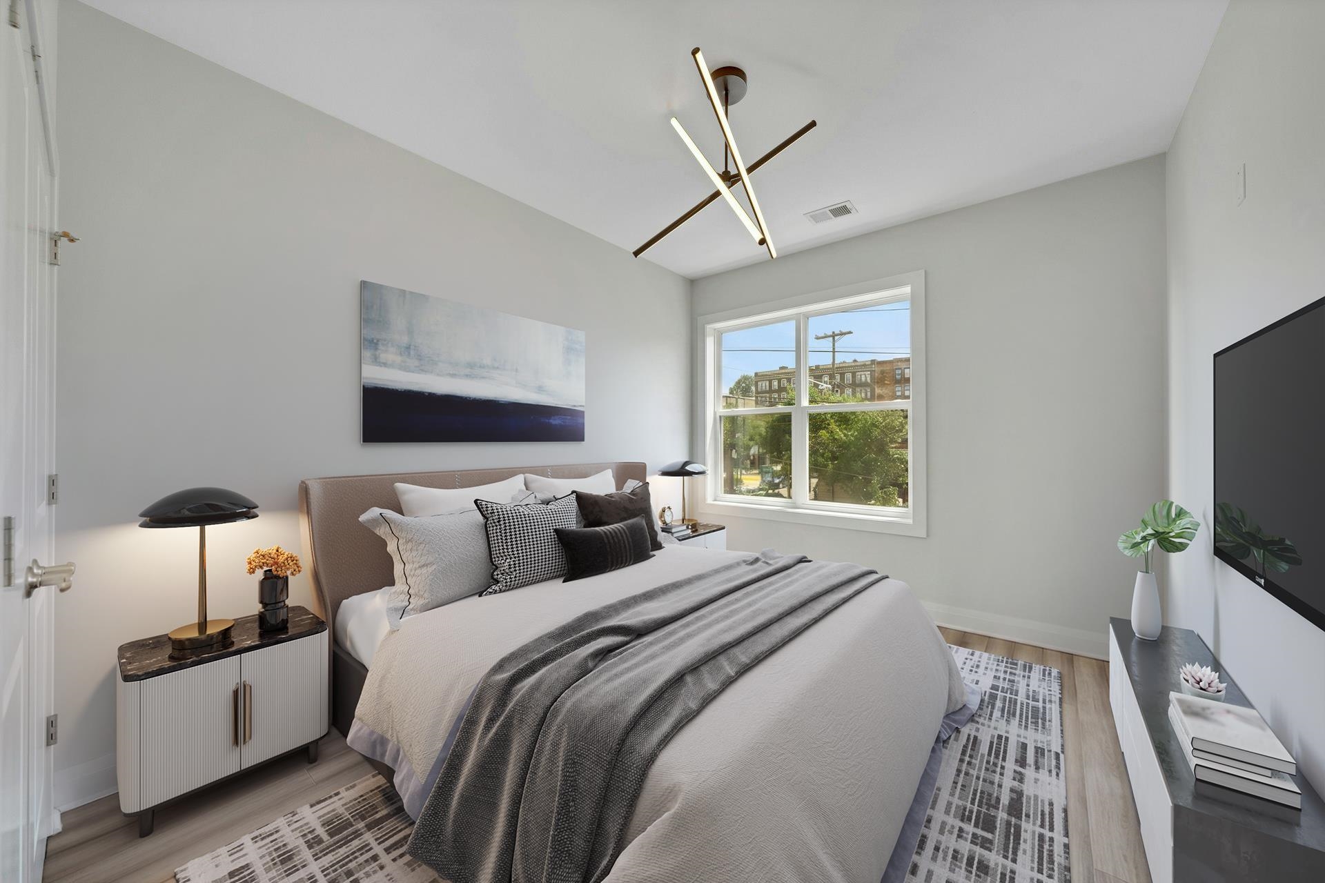 1901 SUMMIT AVE Unit: 205