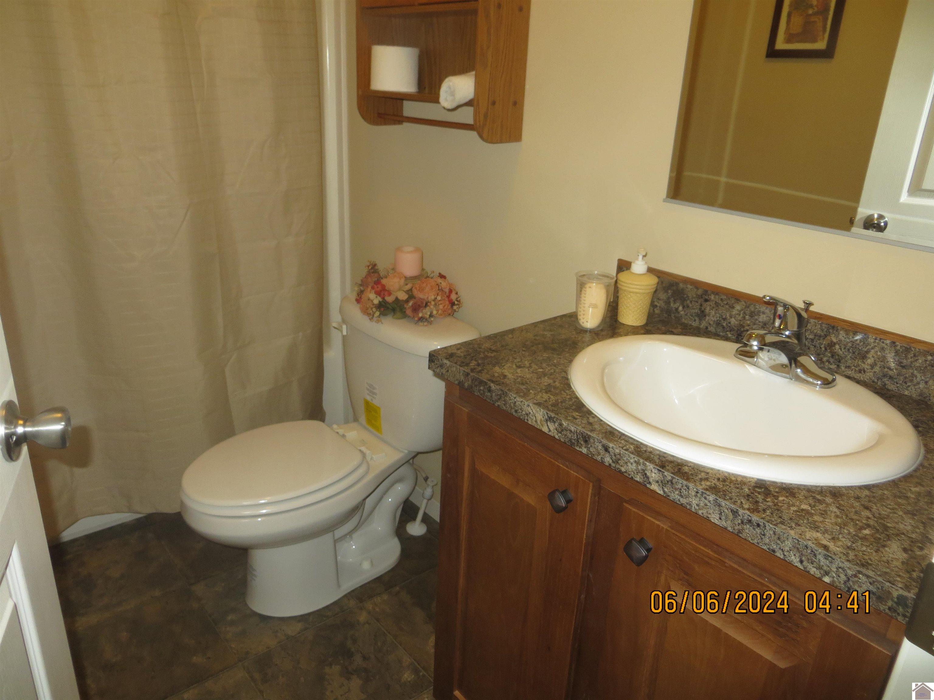 192 CR 1320 Unit: New Laketon Road