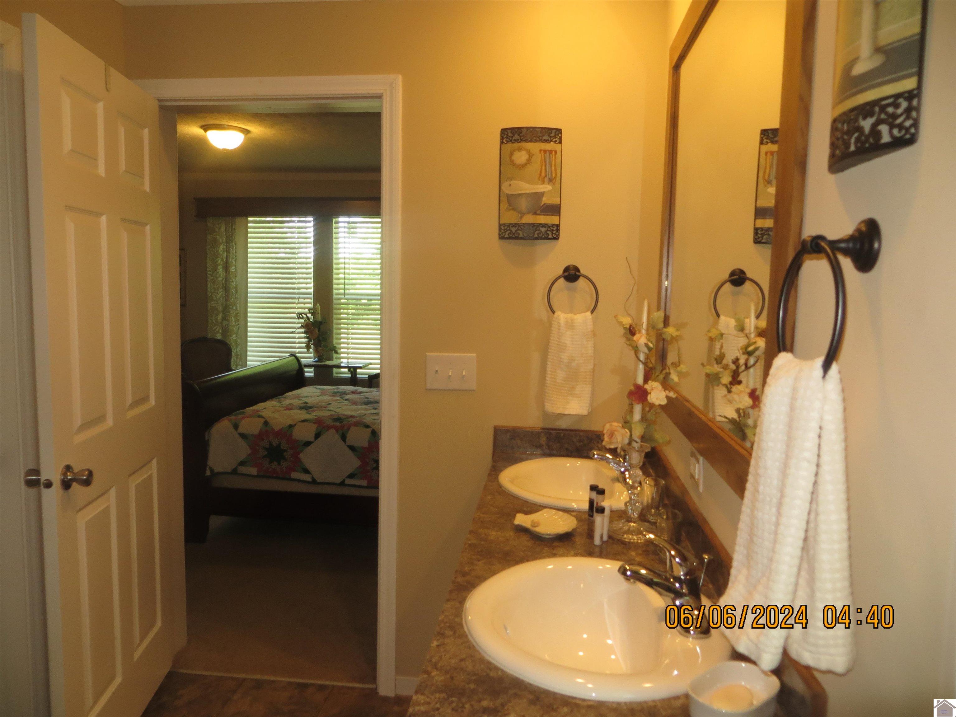 192 CR 1320 Unit: New Laketon Road