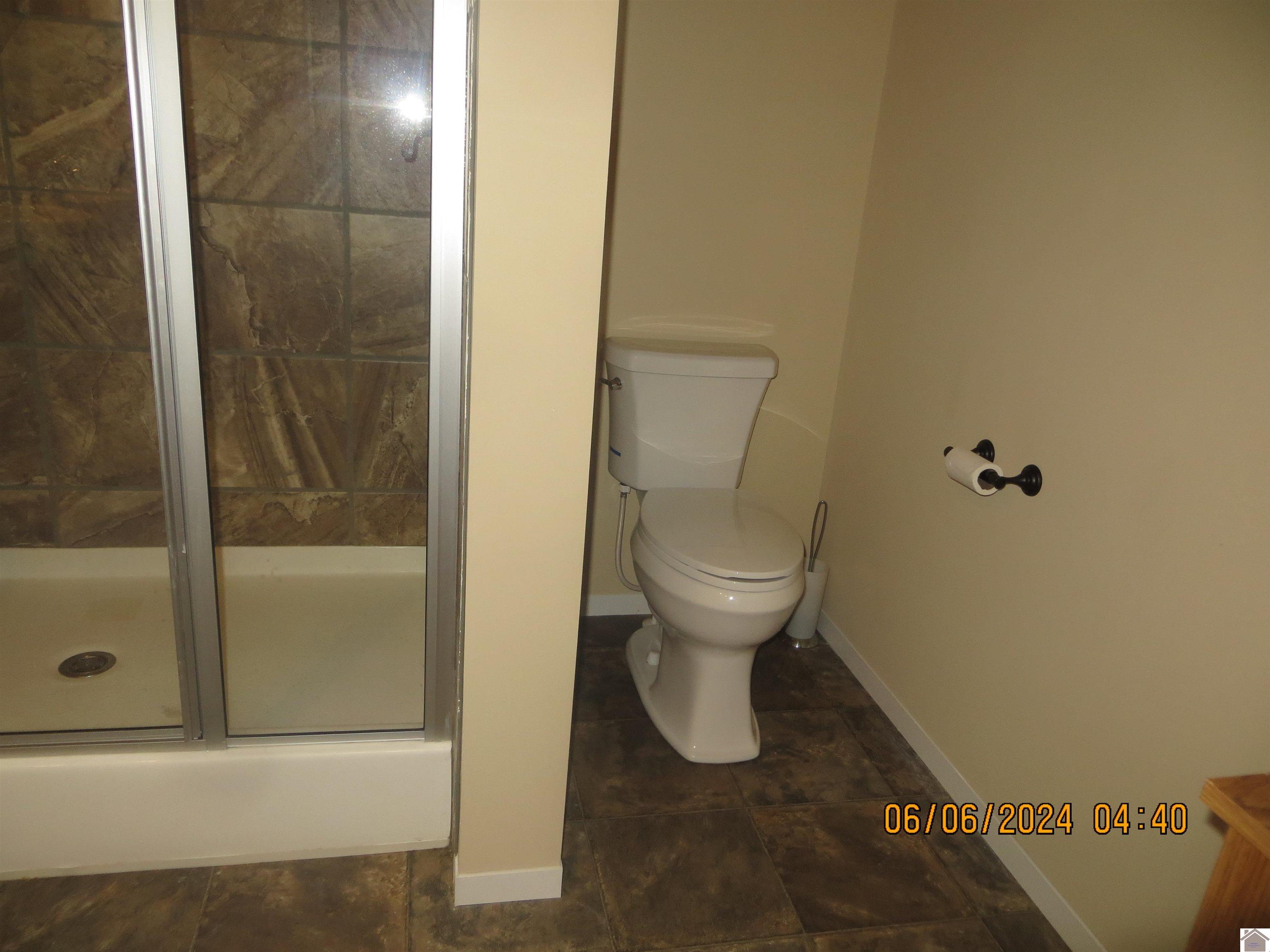 192 CR 1320 Unit: New Laketon Road