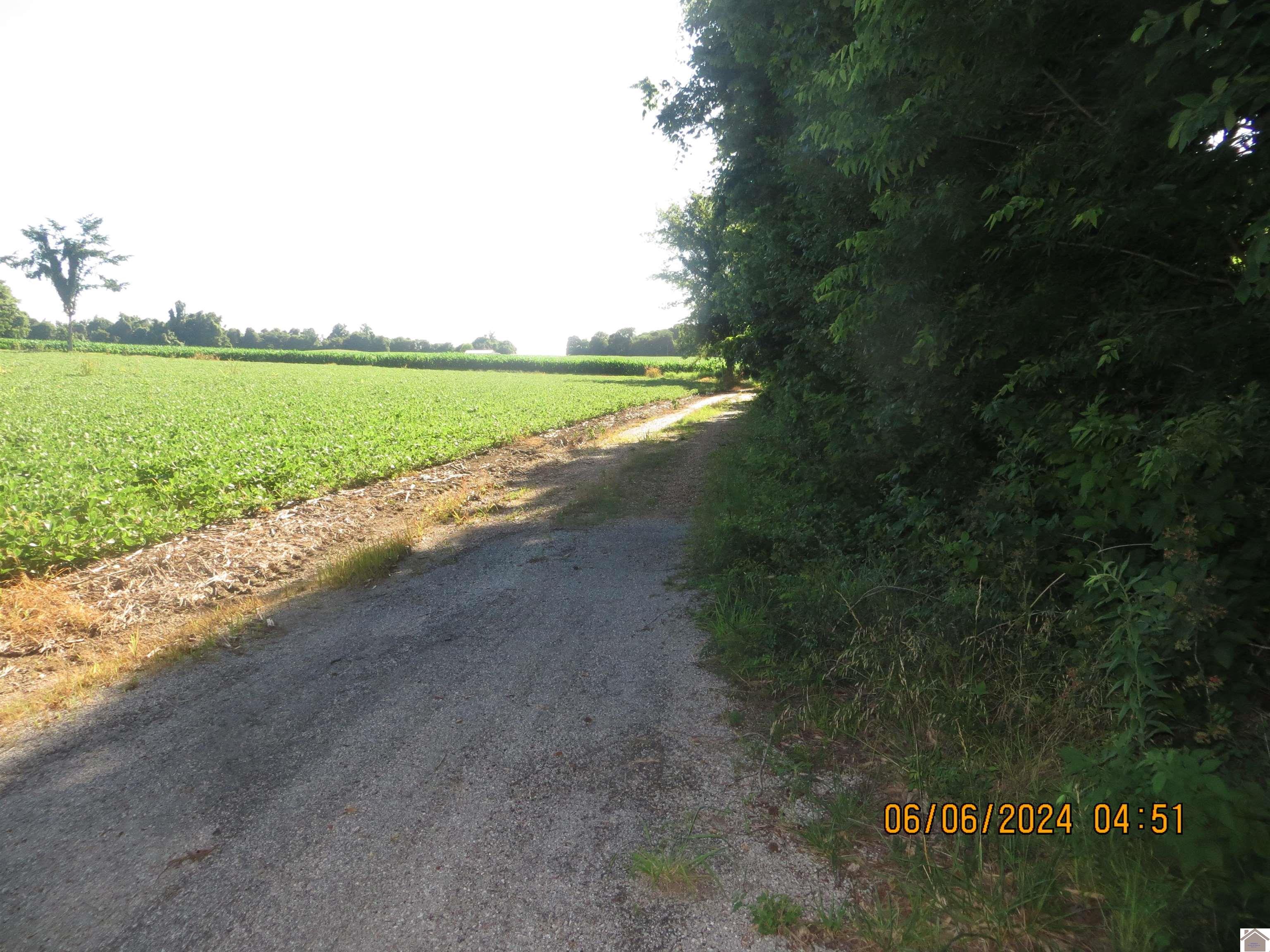 192 CR 1320 Unit: New Laketon Road