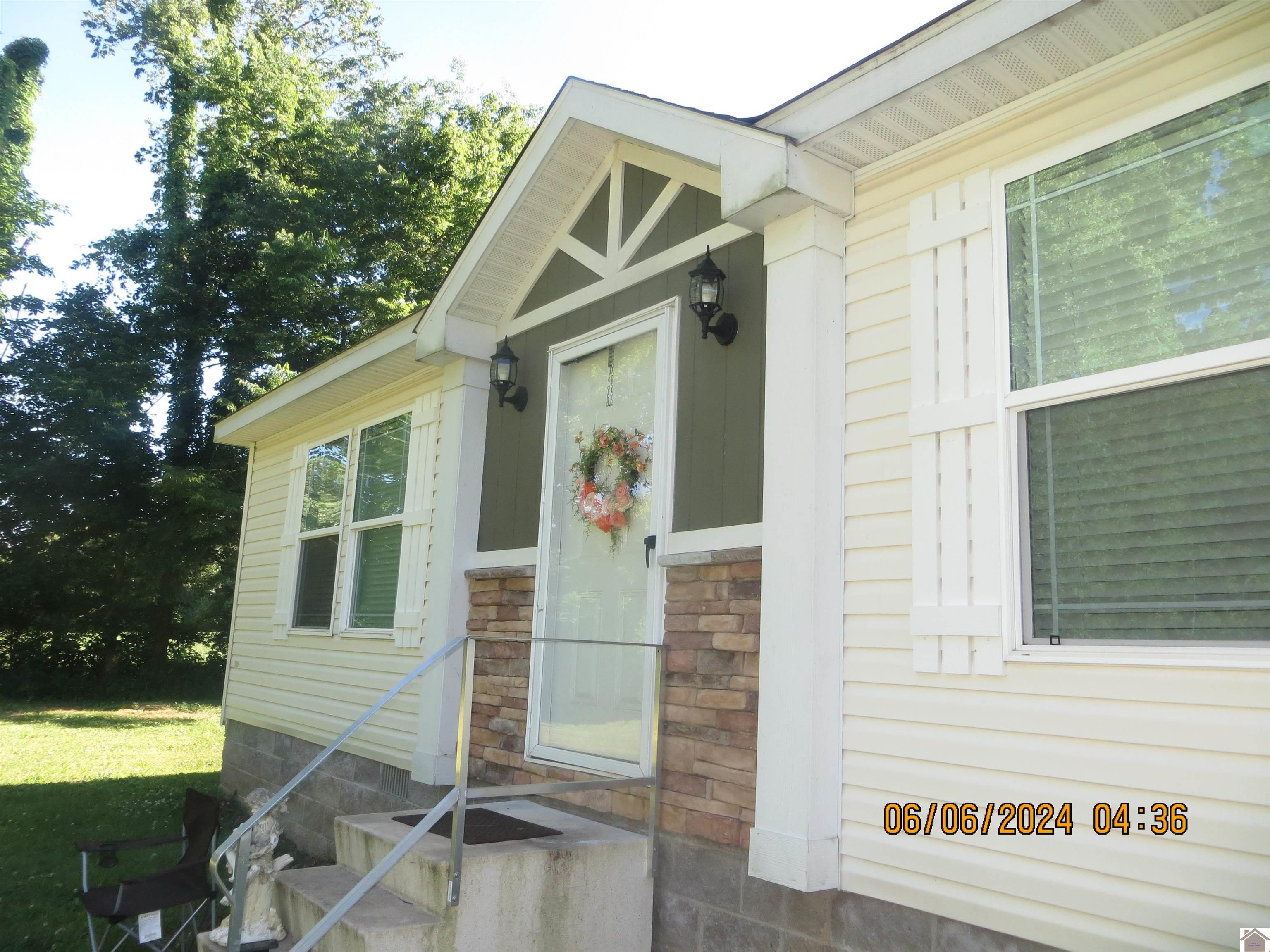 192 CR 1320 Unit: New Laketon Road