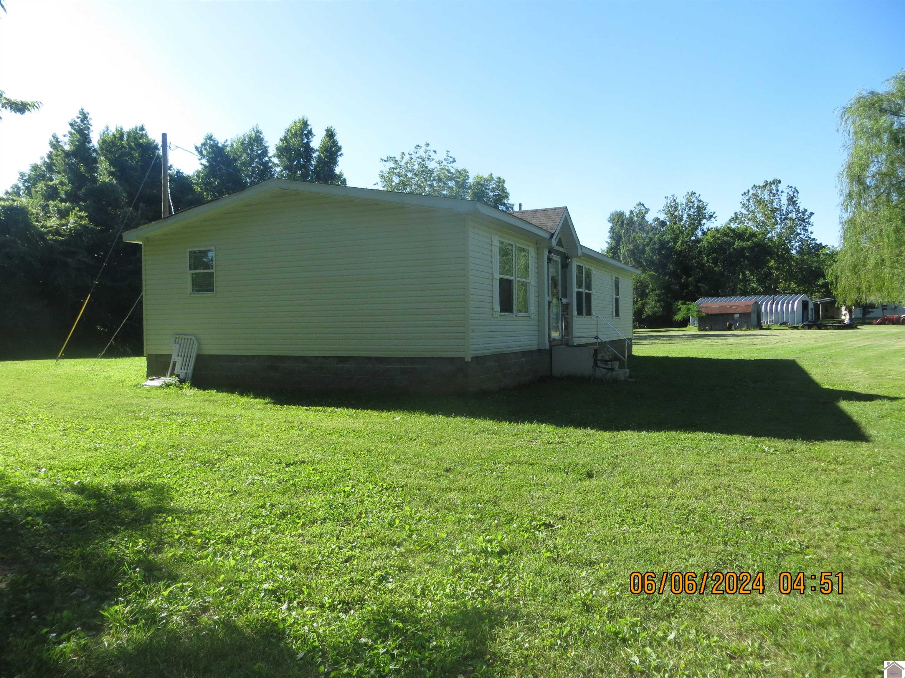 192 CR 1320 Unit: New Laketon Road