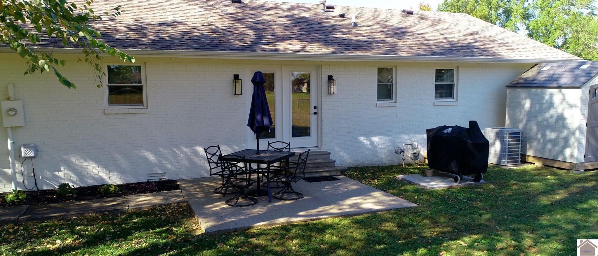 140 N County Line Rd