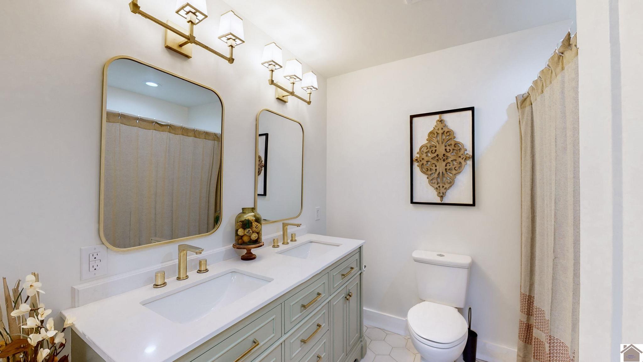 140 N County Line Rd