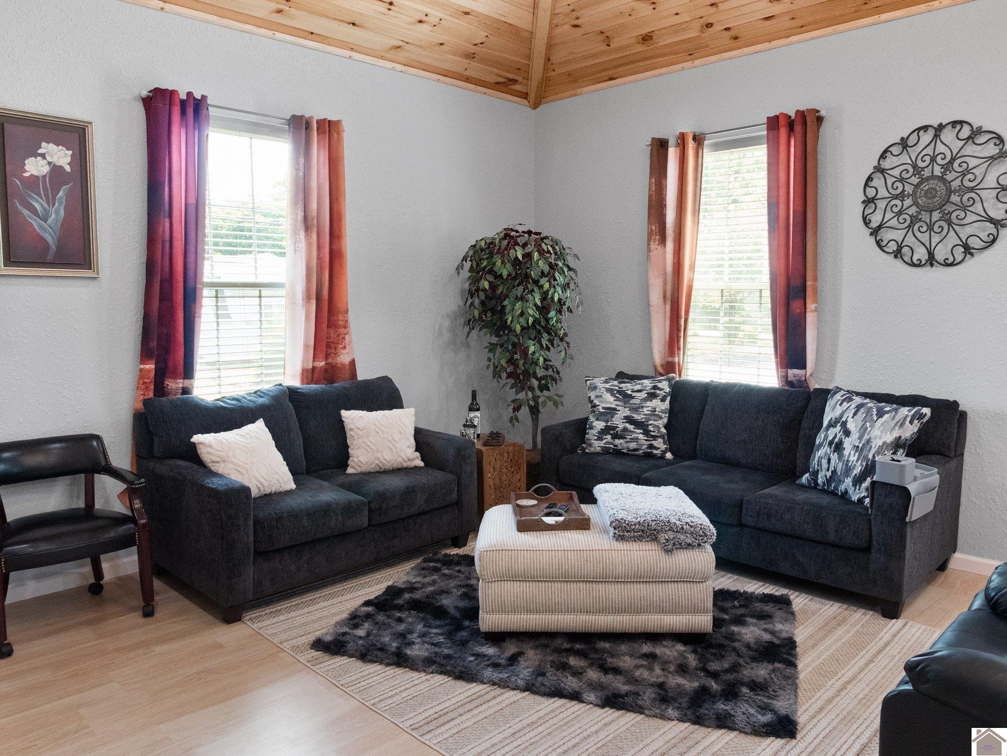 2700 Washington Street