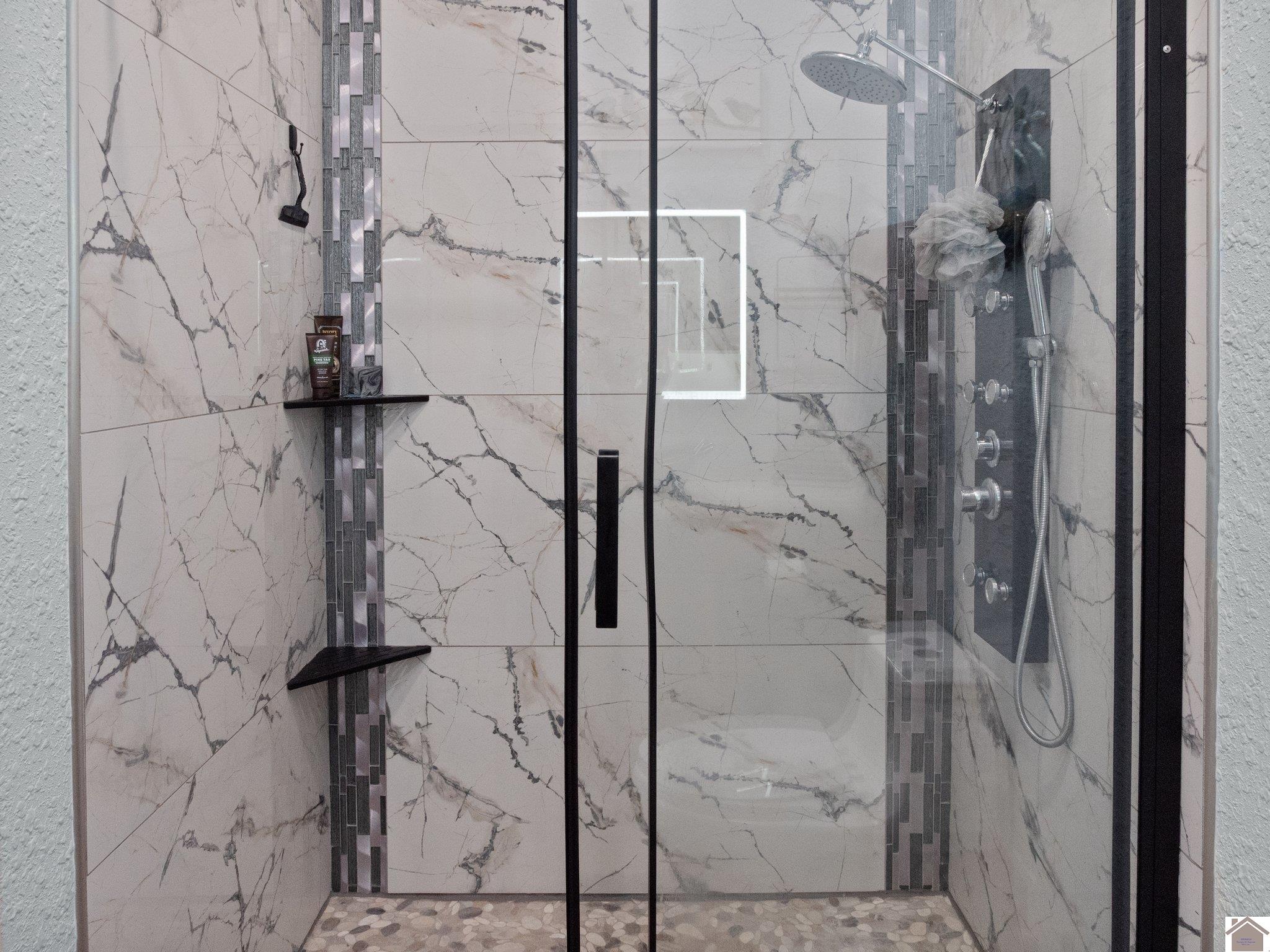 2700 Washington Street