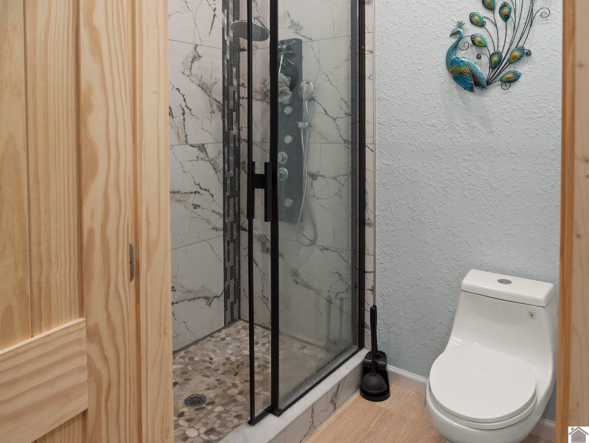 2700 Washington Street