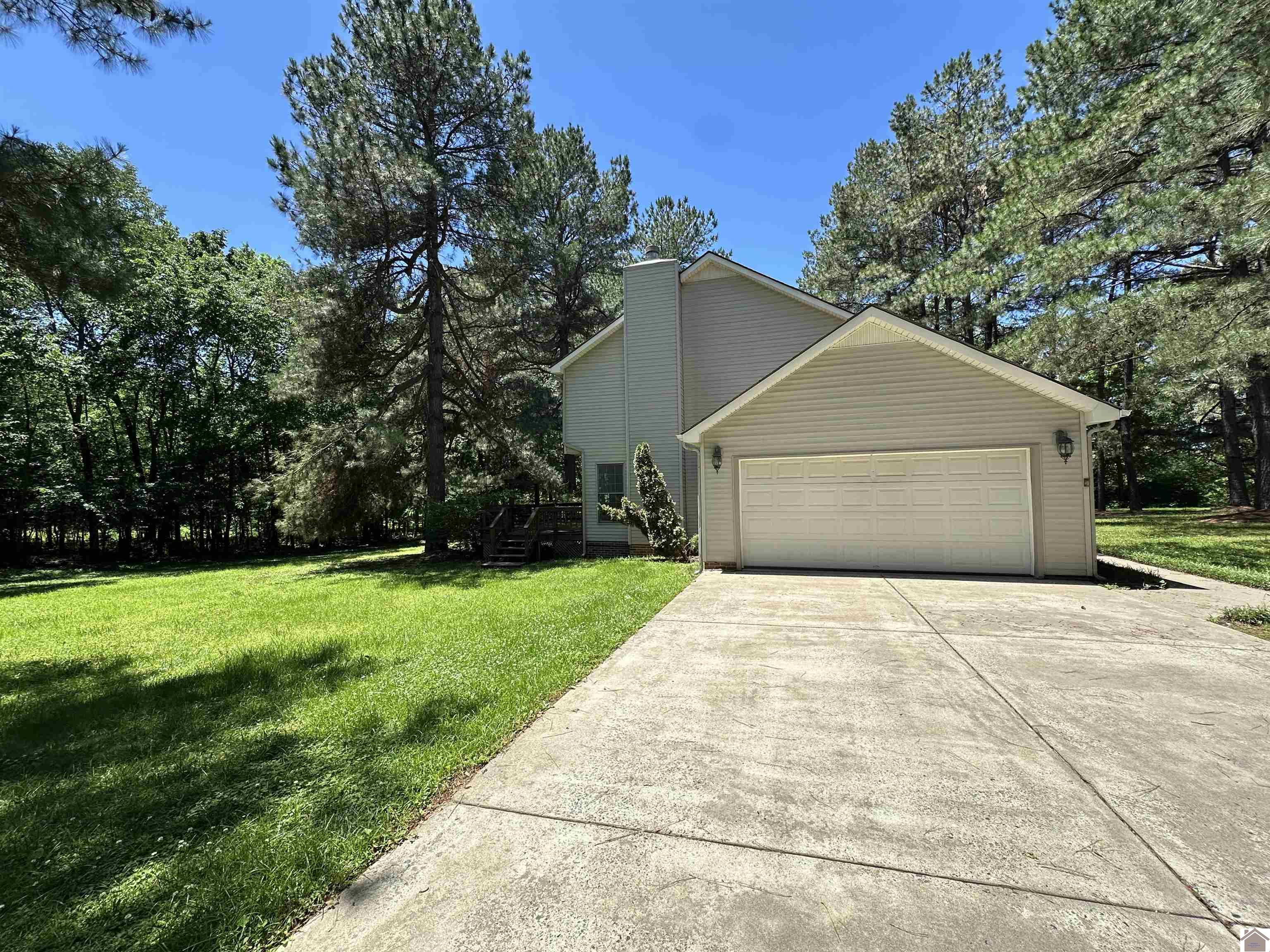 570 MASSAC CHURCH RD.