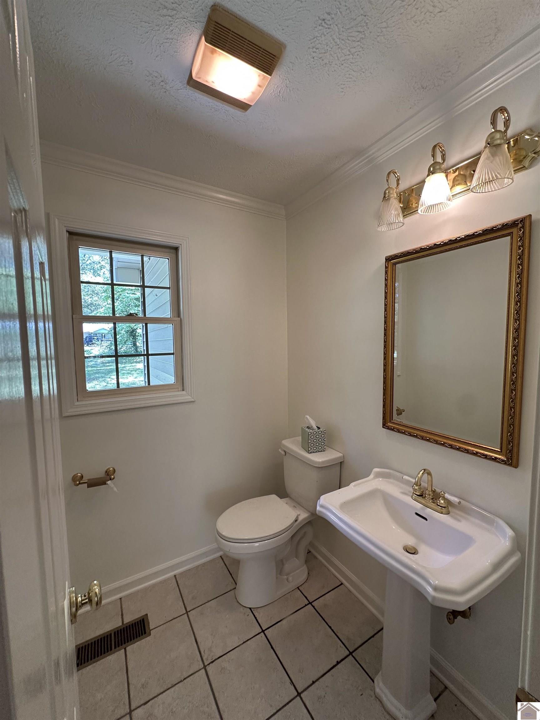 570 MASSAC CHURCH RD.