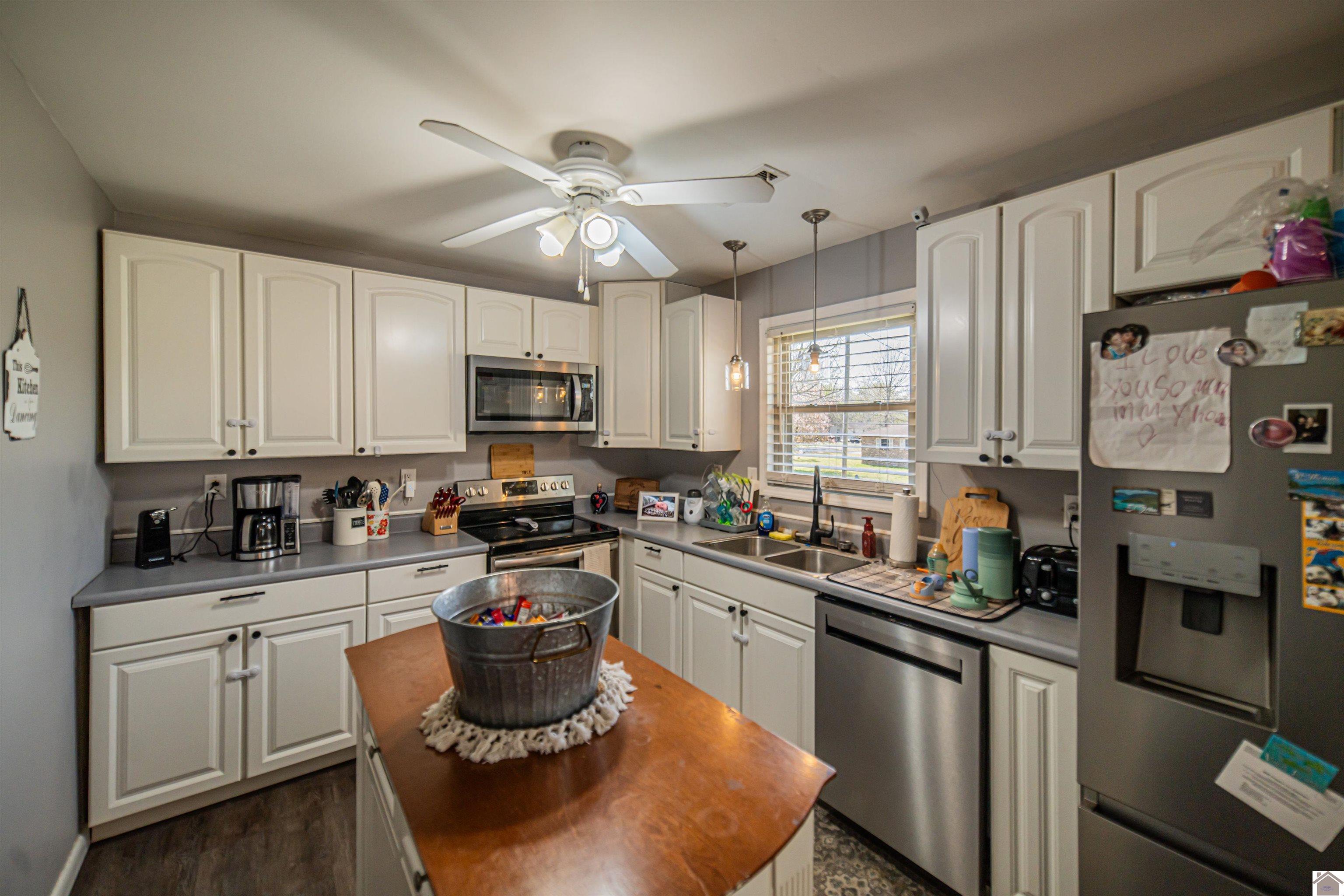 550 Blankenship Rd