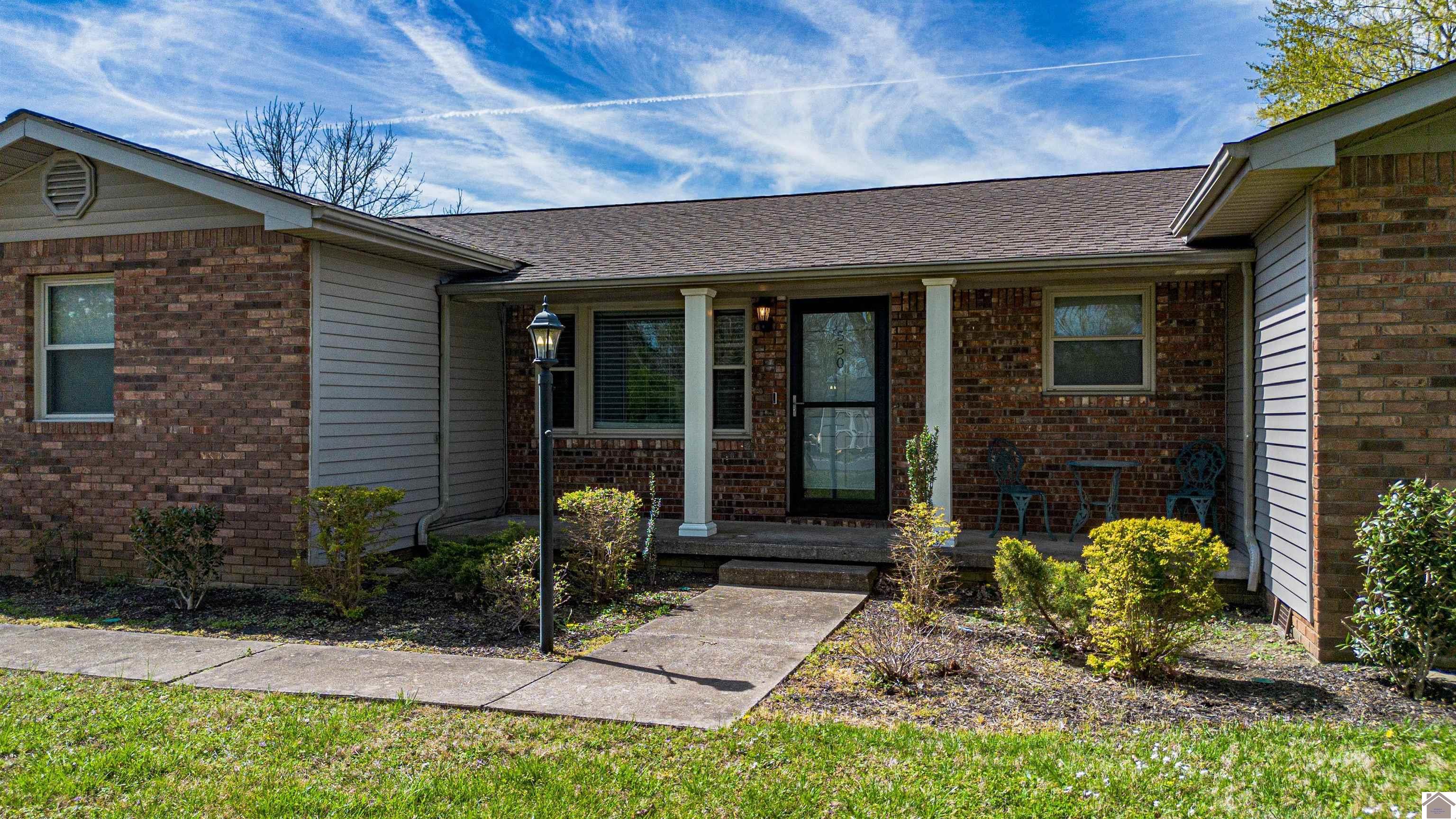 550 Blankenship Rd