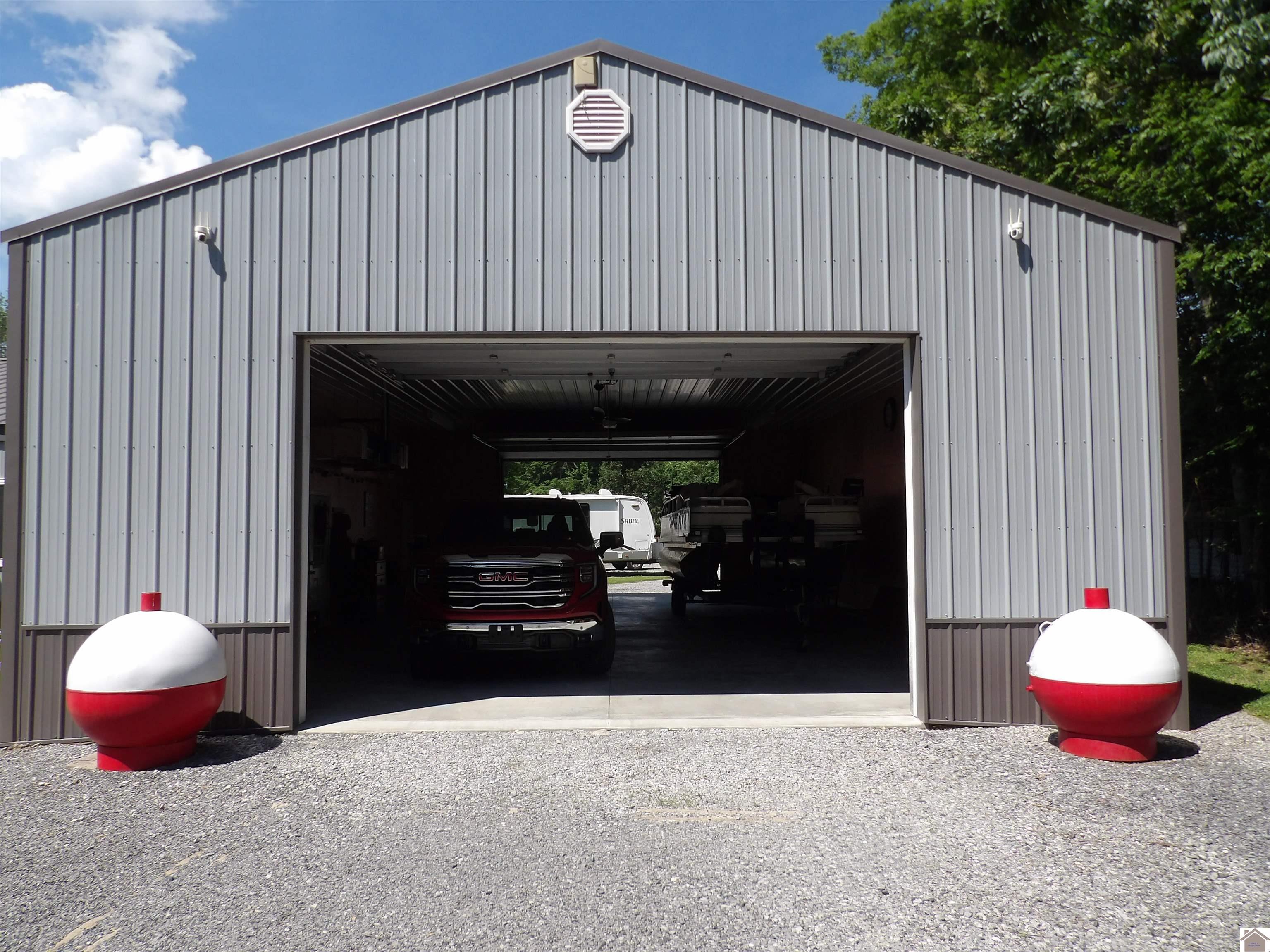 2185 Gilbertsville Hwy